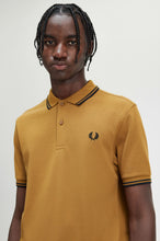 Load image into Gallery viewer, Fred Perry Dark Caramel Polo with Black Twin Tipping
