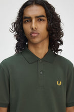 Load image into Gallery viewer, Fred Perry Green Polo with Gold Crest detailing
